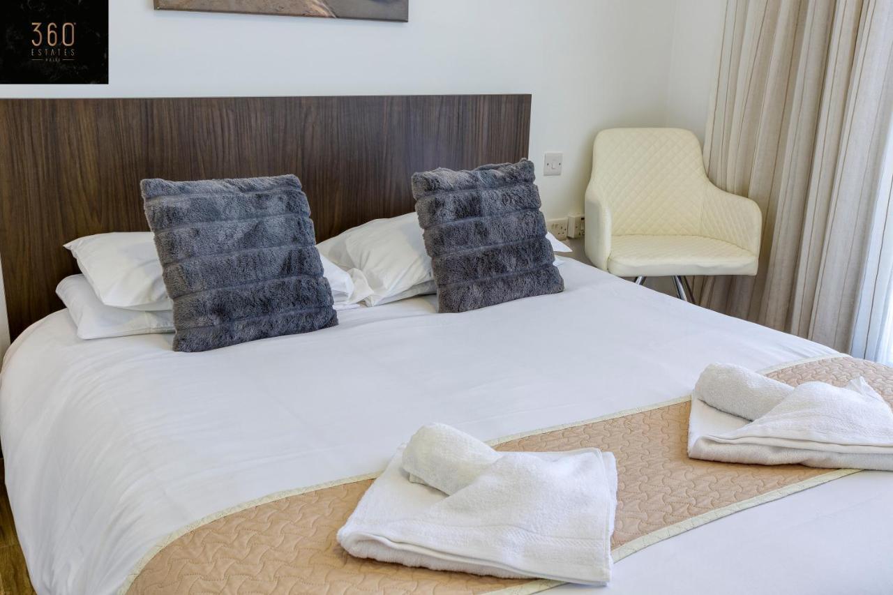 Lux Sea Front Penthouse With Breathtaking Views In St Pauls By 360 Estates Apartment St. Paul's Bay Ngoại thất bức ảnh