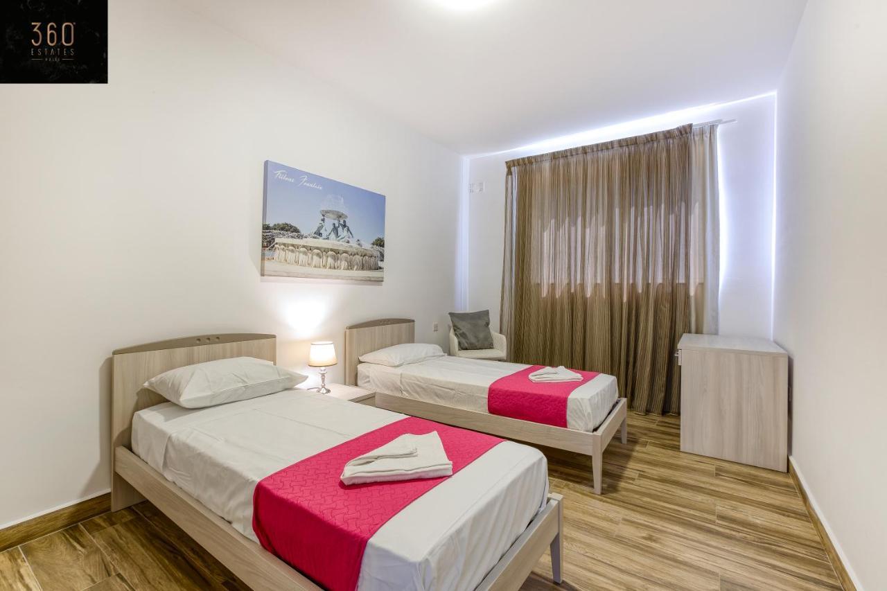 Lux Sea Front Penthouse With Breathtaking Views In St Pauls By 360 Estates Apartment St. Paul's Bay Ngoại thất bức ảnh